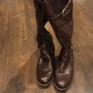 White Mountain Brown Boots Size 8